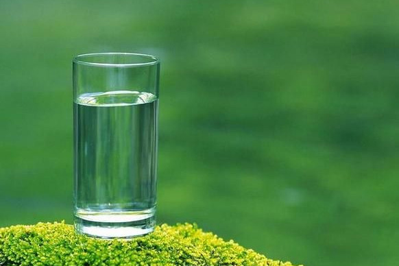 1524640063887732.jpg 純凈水.jpg